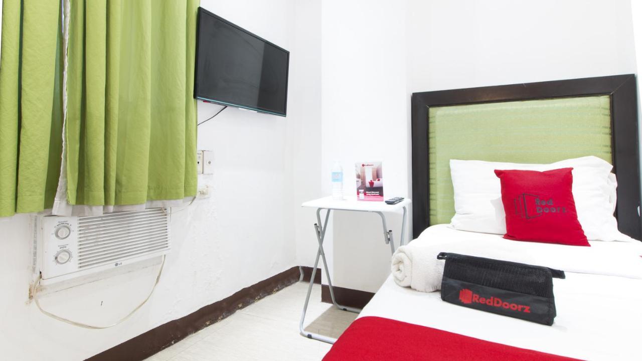Reddoorz @ Real Fatima Tacloban Hotel Anibong Екстериор снимка