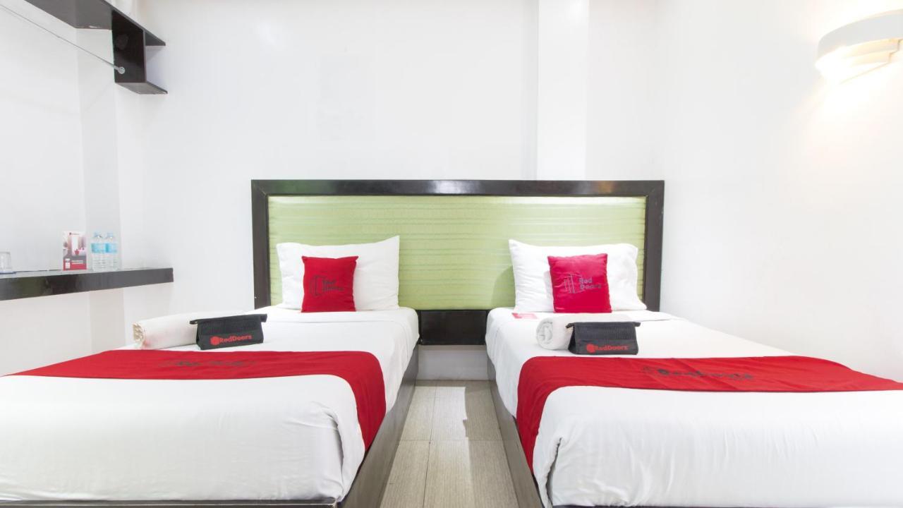 Reddoorz @ Real Fatima Tacloban Hotel Anibong Екстериор снимка