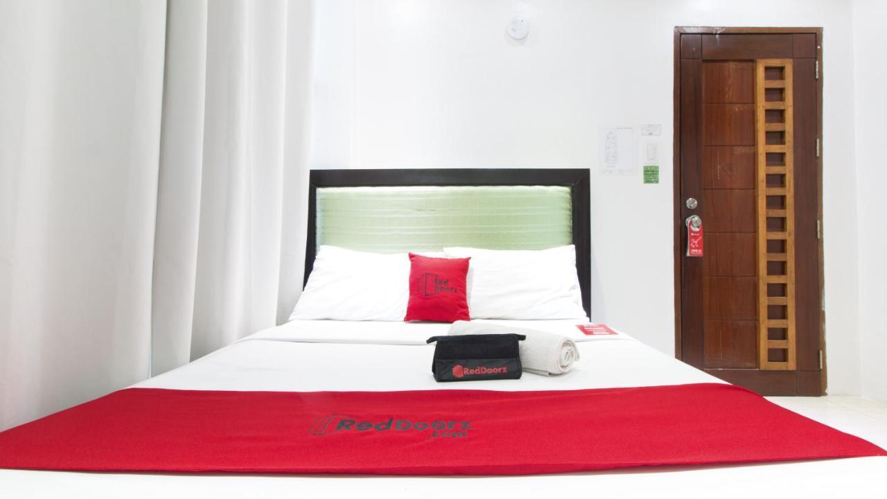 Reddoorz @ Real Fatima Tacloban Hotel Anibong Екстериор снимка
