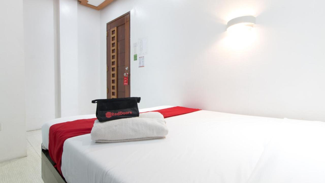 Reddoorz @ Real Fatima Tacloban Hotel Anibong Екстериор снимка